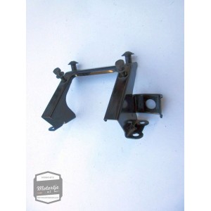 Kawasaki GPX750 frame achterbeugel / bracket / houder Kawasaki GPX750 frame achterbeugel / bracket / houder