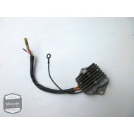 Suzuki GS550D spanningsregelaar / spanning regelaar / spanningregelaar / gelijkstroom richter / gelijkrichter