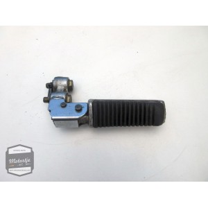 Suzuki GSX750 ES/EF voetsteun rechtsvoor voetstep / footstep / rechter voet foot steun step